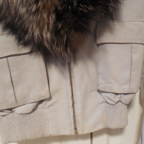 AUTHENTIC GIANNI VERSACE jacket with fox fur - Picture 4 of 6